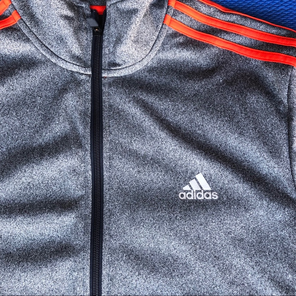 Adidas - Picture 2 of 4